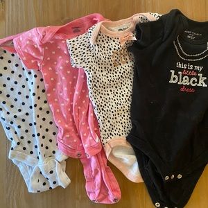 🧡 5/$20 4 pack of 0-3 Onesies Baby Girl